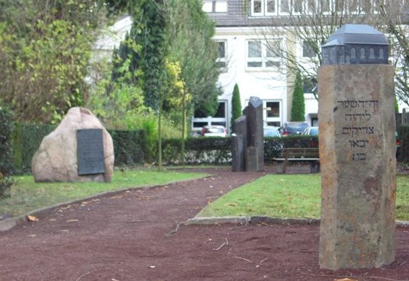 Synagoge S�ulen Felsen